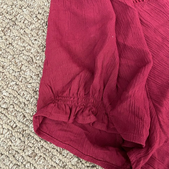 Women’s Short Sleeve Top - Picture 4 of 8